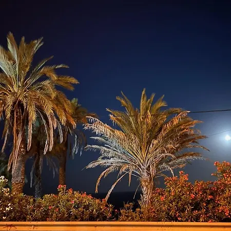 Apartamento La Caleta *